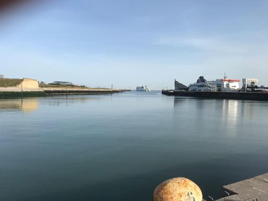 Bienvenue Chez Moi Leilighet Calais Eksteriør bilde