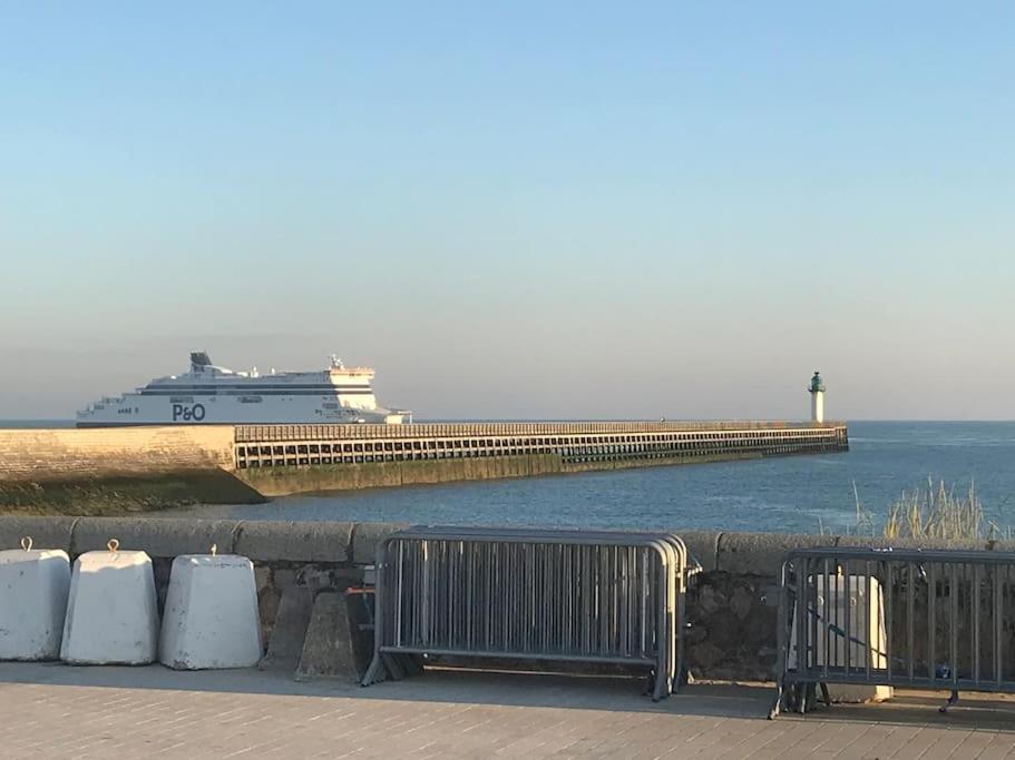Bienvenue Chez Moi Leilighet Calais Eksteriør bilde