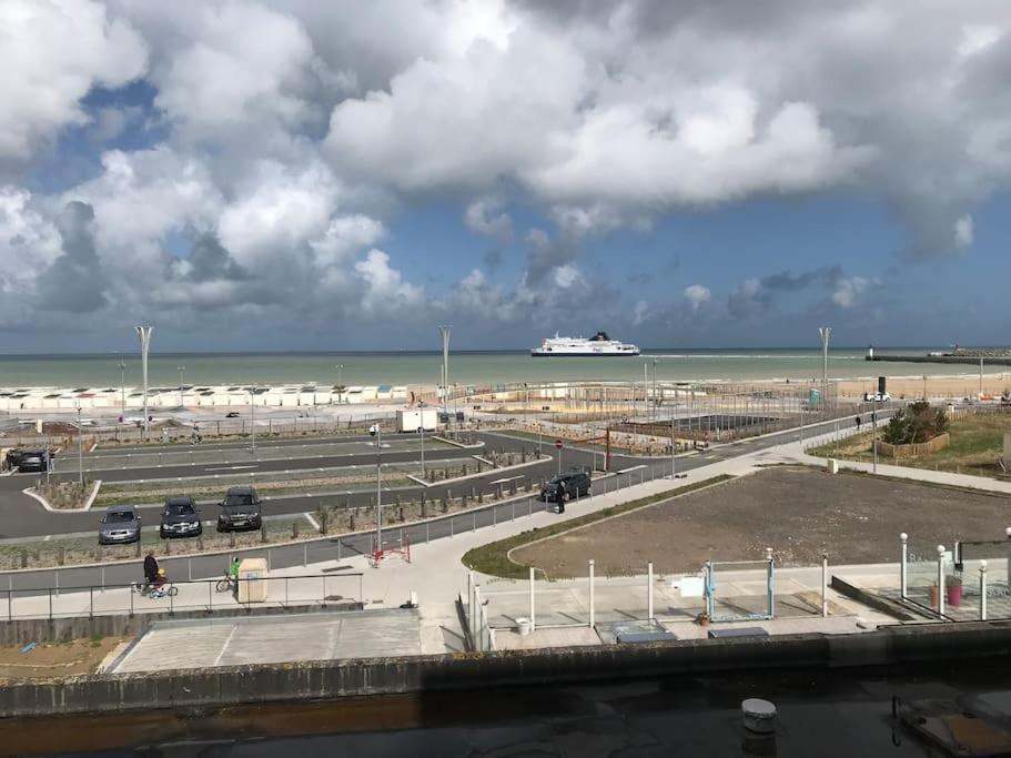 Bienvenue Chez Moi Leilighet Calais Eksteriør bilde