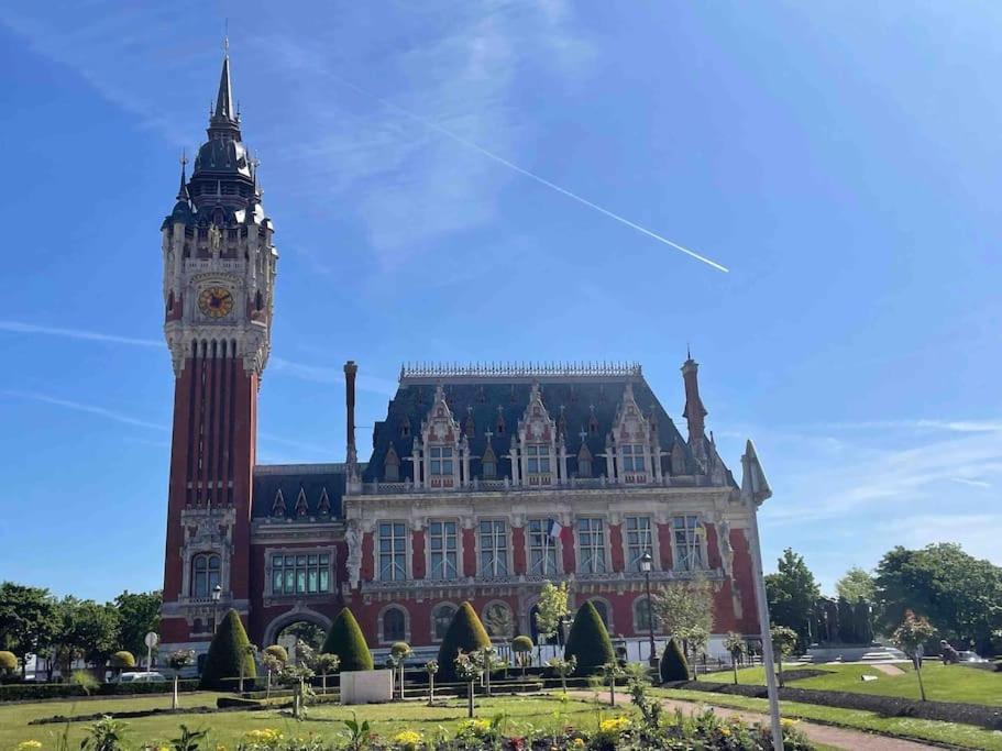 Bienvenue Chez Moi Leilighet Calais Eksteriør bilde